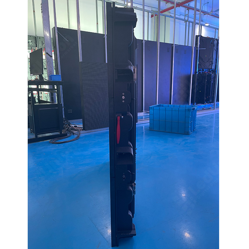 UniBillboard P4, Ultra thin, 1280/960x960mm cabinet options, 320/240x240pix, 6500nit, 1920Hz, IP65, 27kg, Wall mount/pole mount, 166W/pcs, APP control, Live TV show