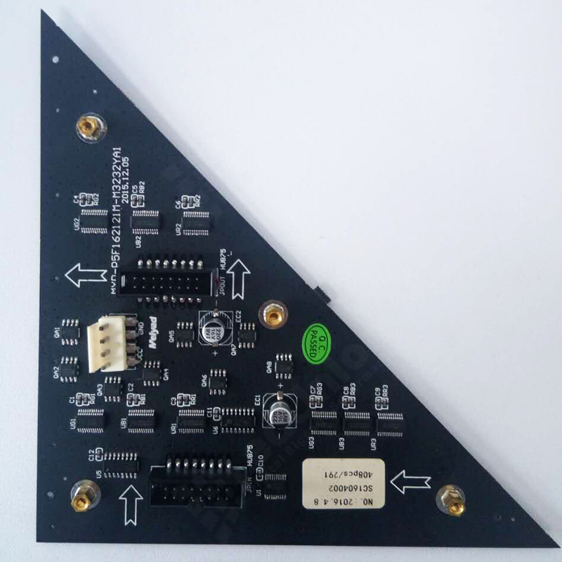 UniTriangle P4 Isosceles Right, P4, 229x229mm module, 57x57pix, 1000nit, 1920Hz, IP40, Wall mount front service, Magnetic suction install